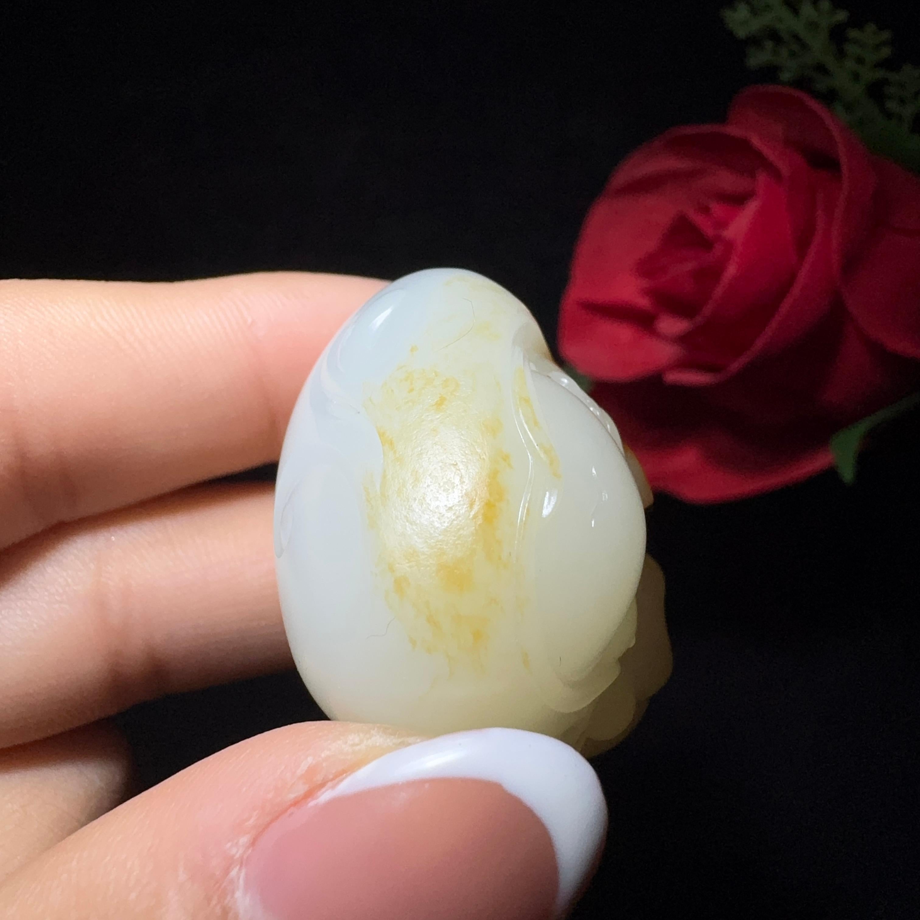 传世级和田玉籽料佛公挂件（43.8g）