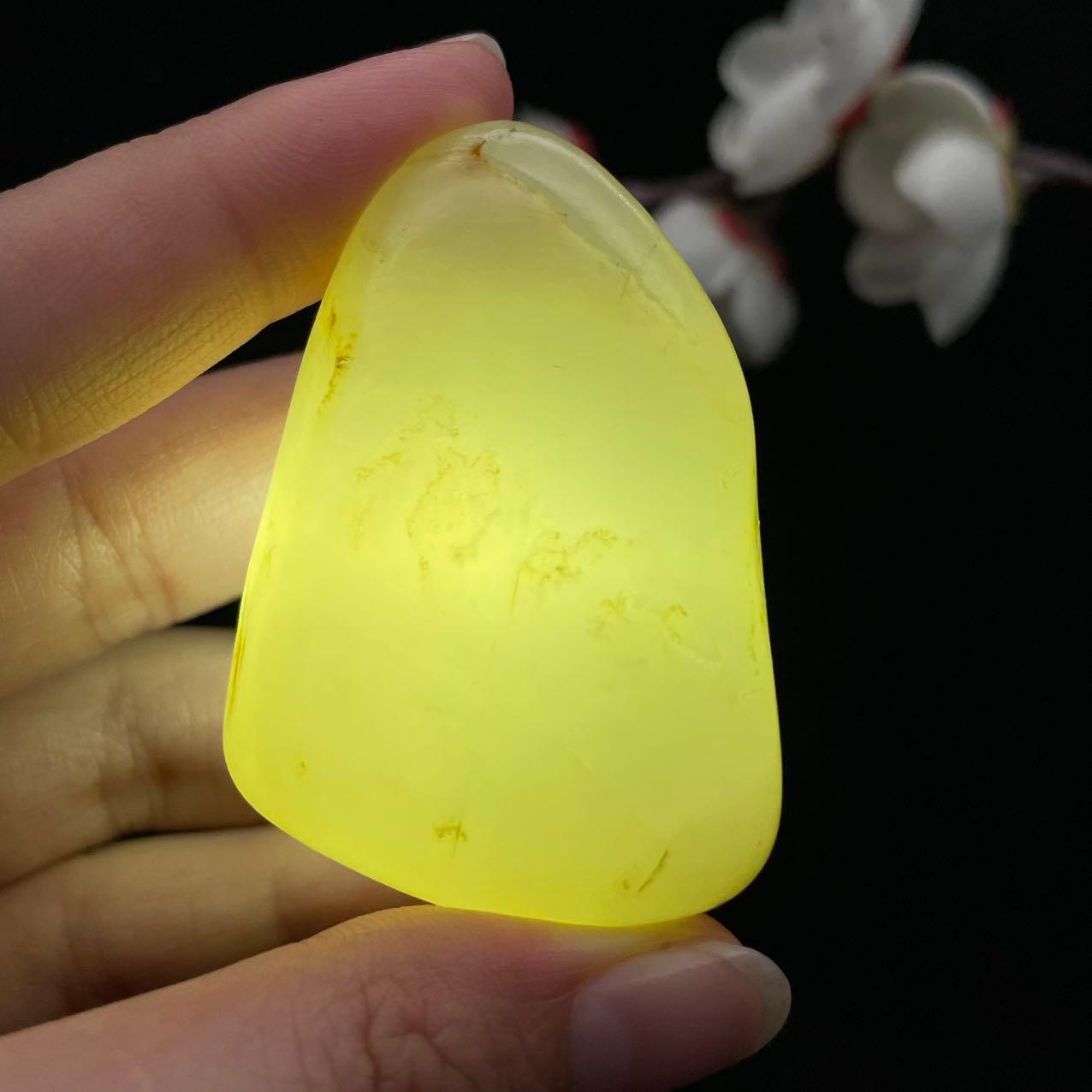 【超值推荐】和田玉洒金皮籽料（57g）