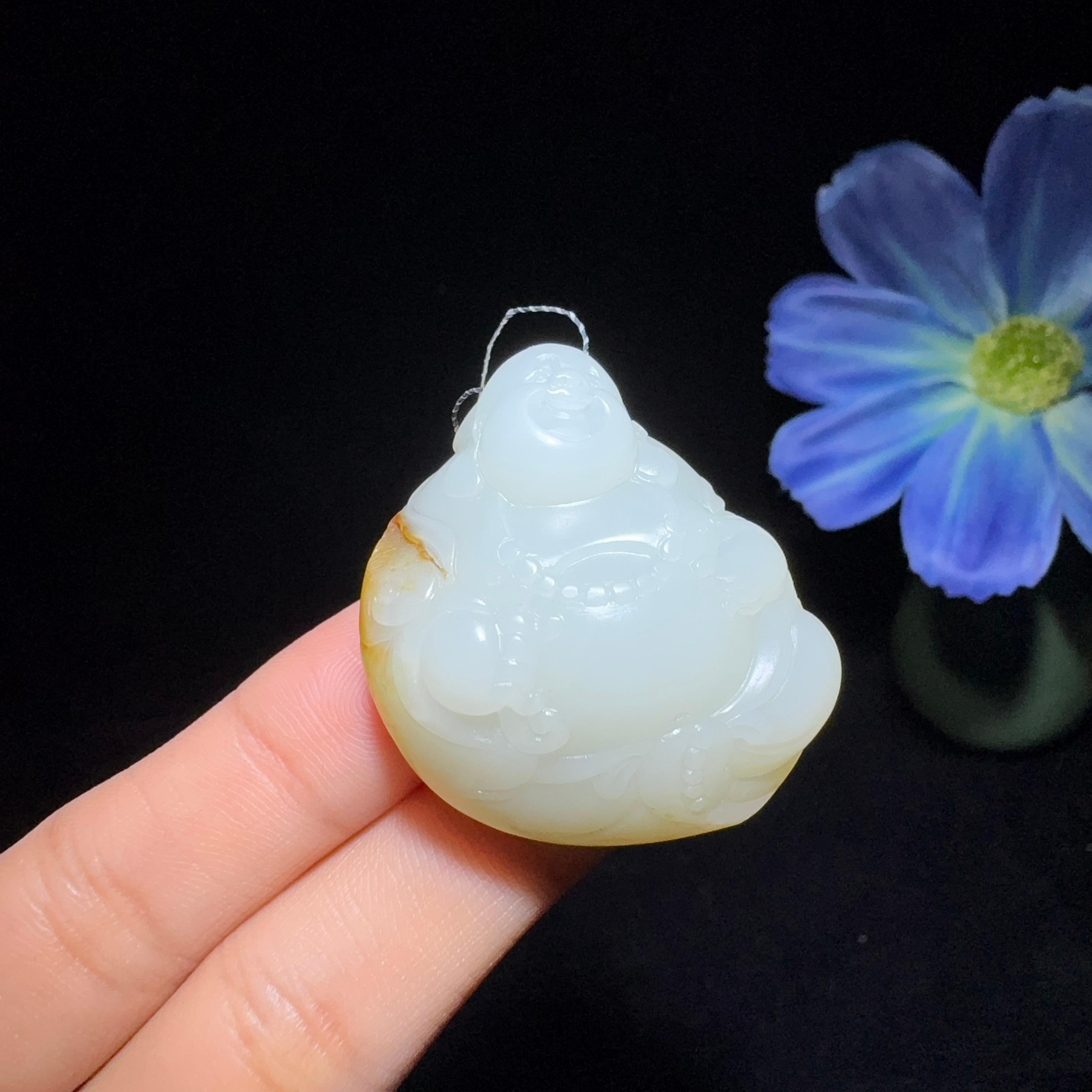 和田玉籽料挂件佛公（28.0g）