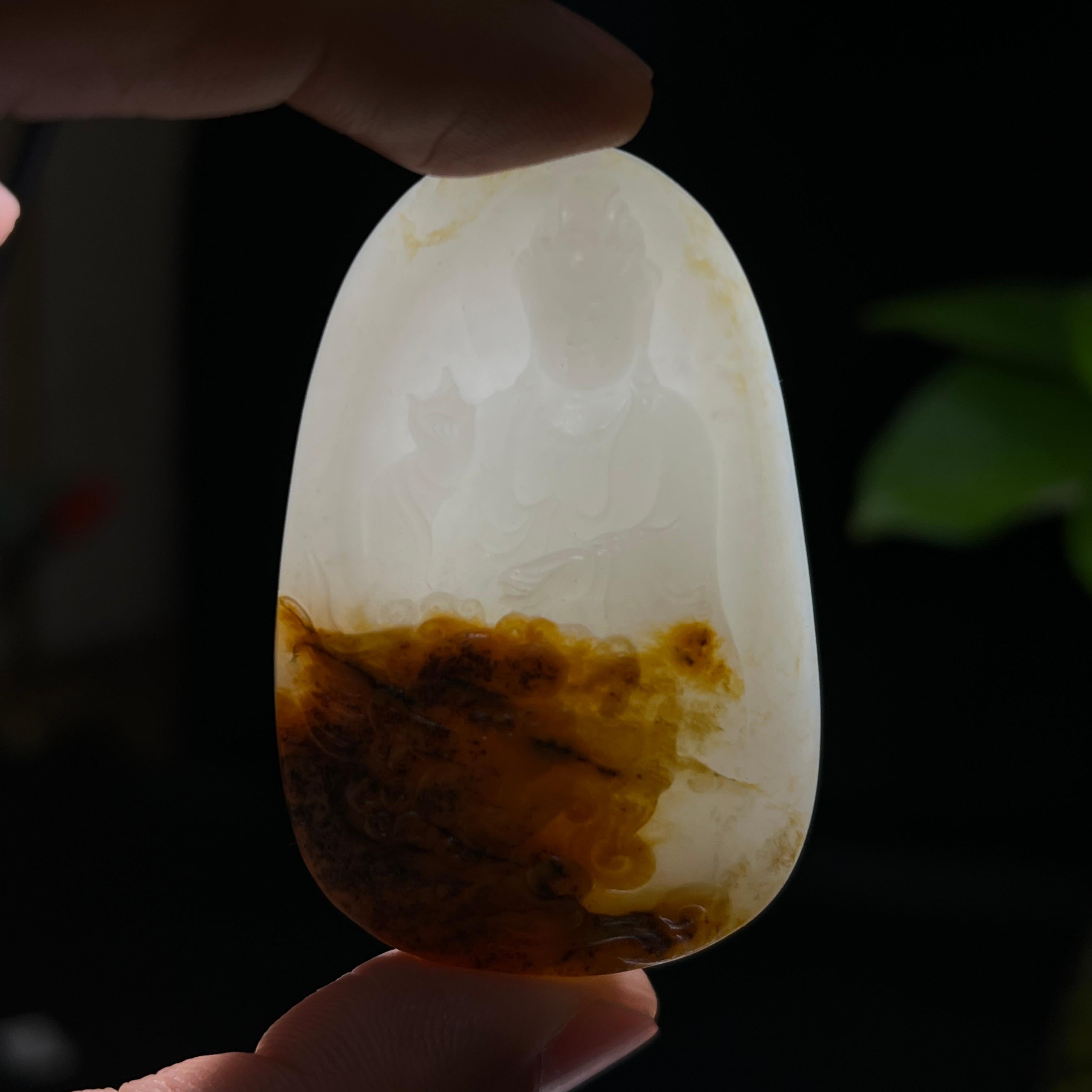 和田玉籽料黄沁皮文殊观音牌子（44.5g）