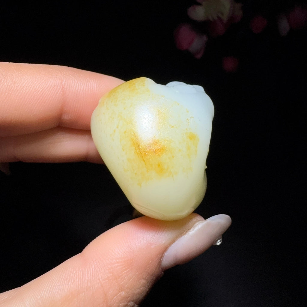 和田玉籽料挂件貔貅（53.2g）