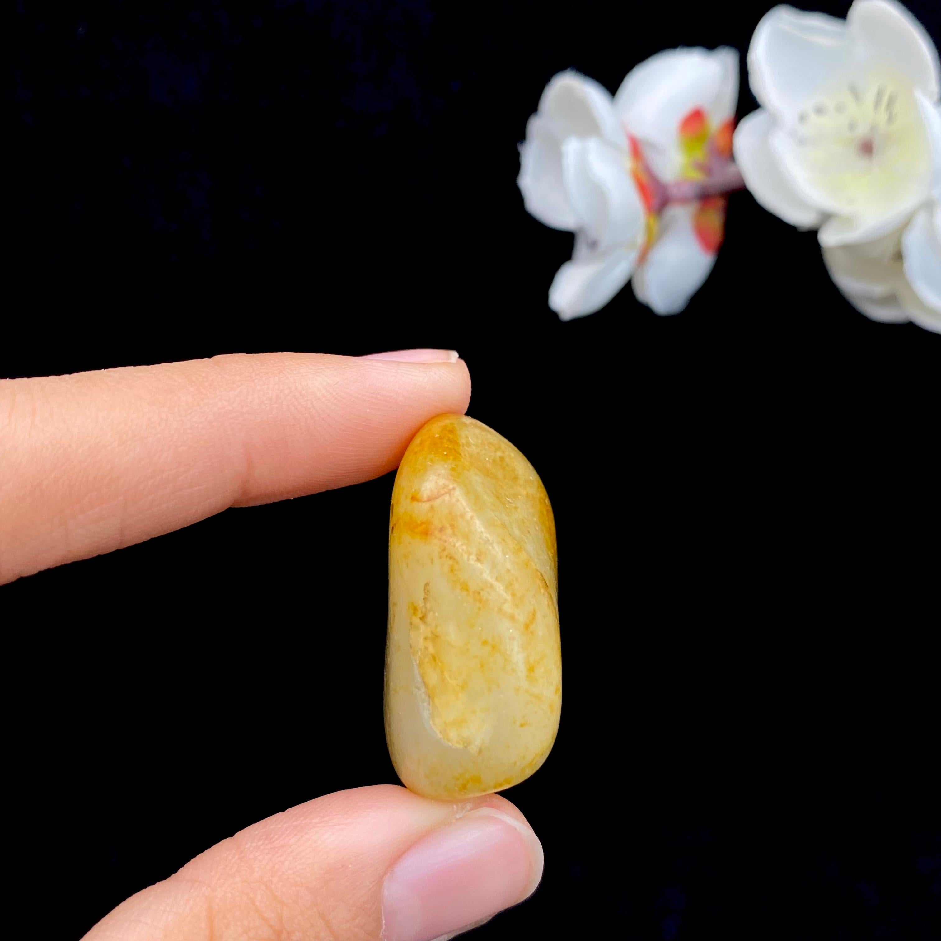 和田玉洒金皮籽料原石（27.5g）