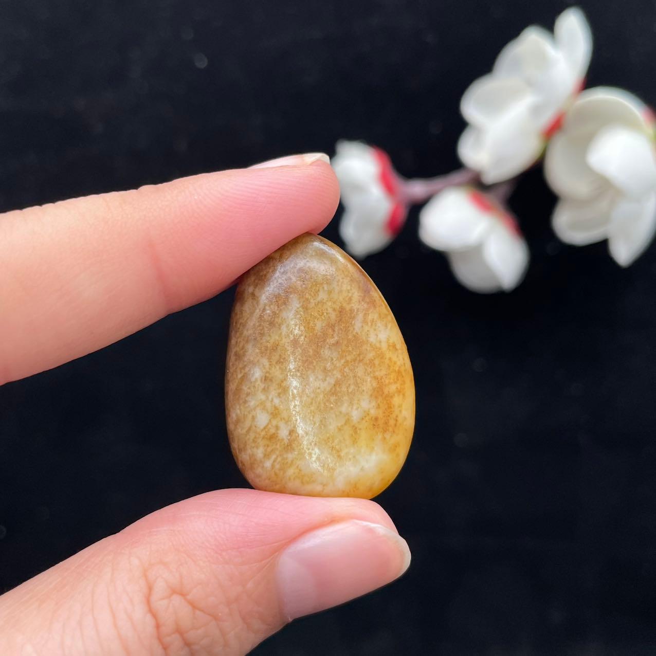 和田玉秋梨皮籽料吊坠籽（11.2g）