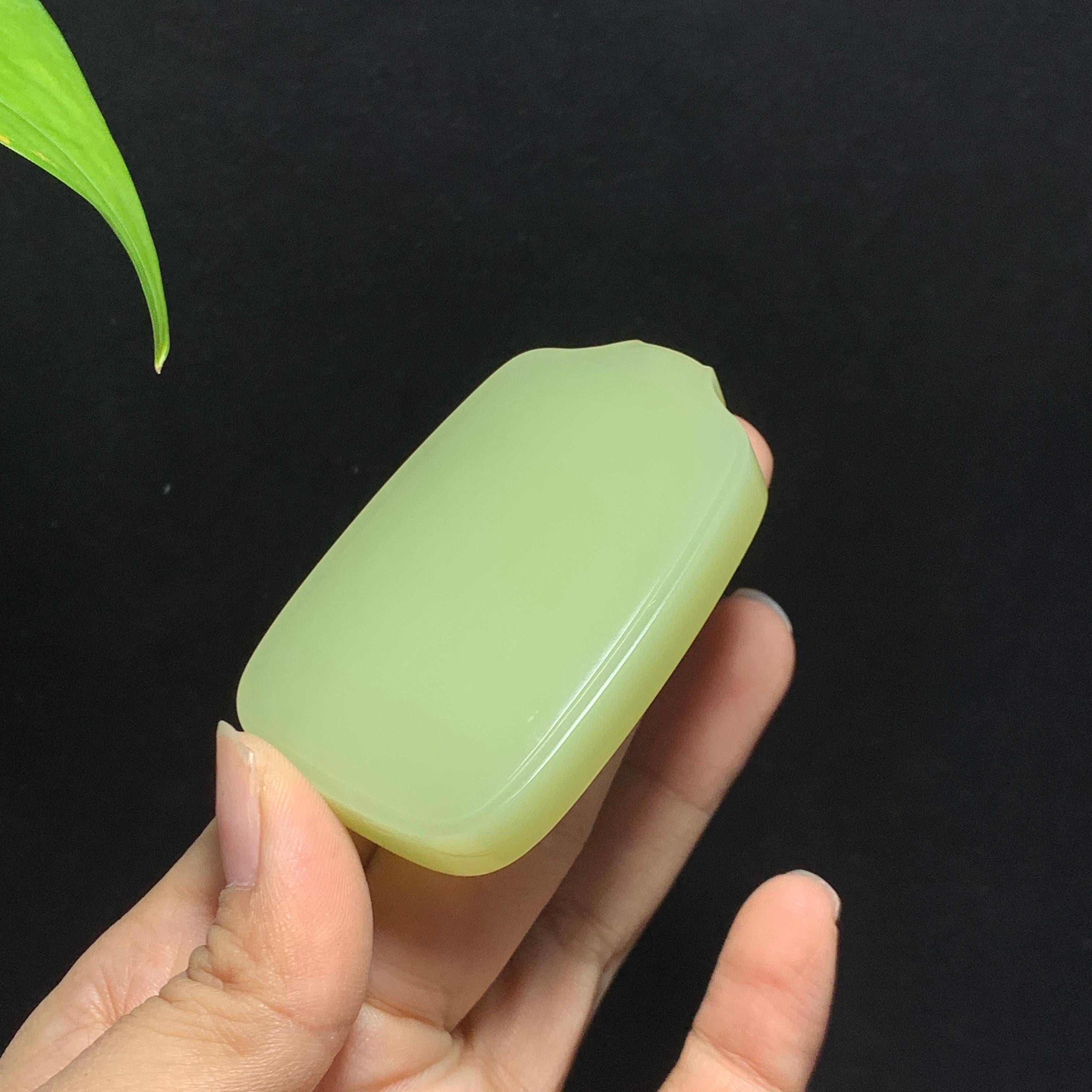 和田山料黄口无事牌挂件（71.9g）