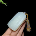 和田山料冰底白玉正装观音（58.2g）