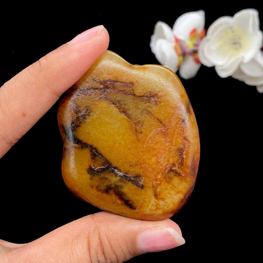和田玉洒红皮籽料手把件（73.6g）