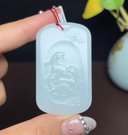 精品和田羊脂玉生肖羊样样如意牌（28.8g）