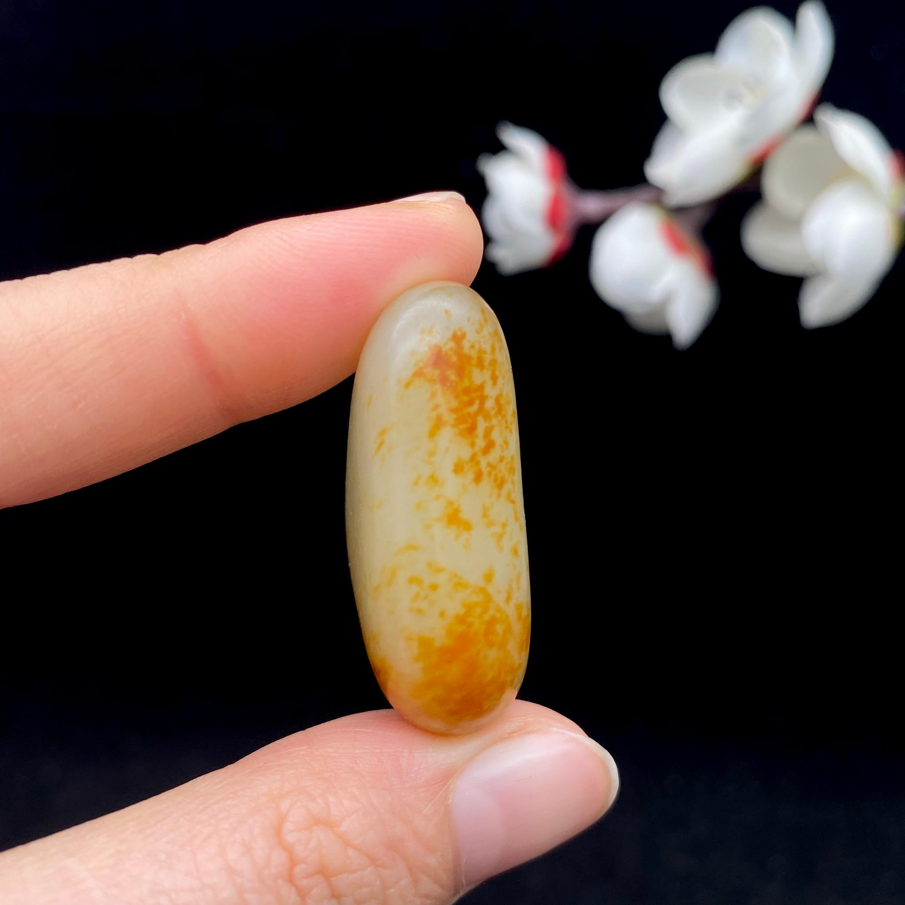 和田玉洒金皮籽料挂件（18.3g）