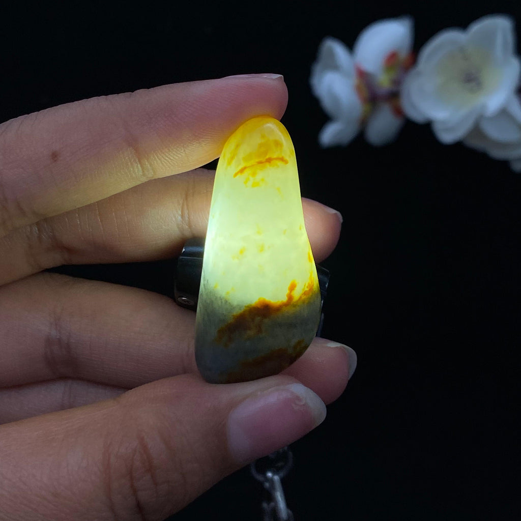 和田玉洒金皮青花籽料（14.5g）