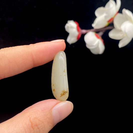 和田玉秋梨皮籽料原石（6.5g）
