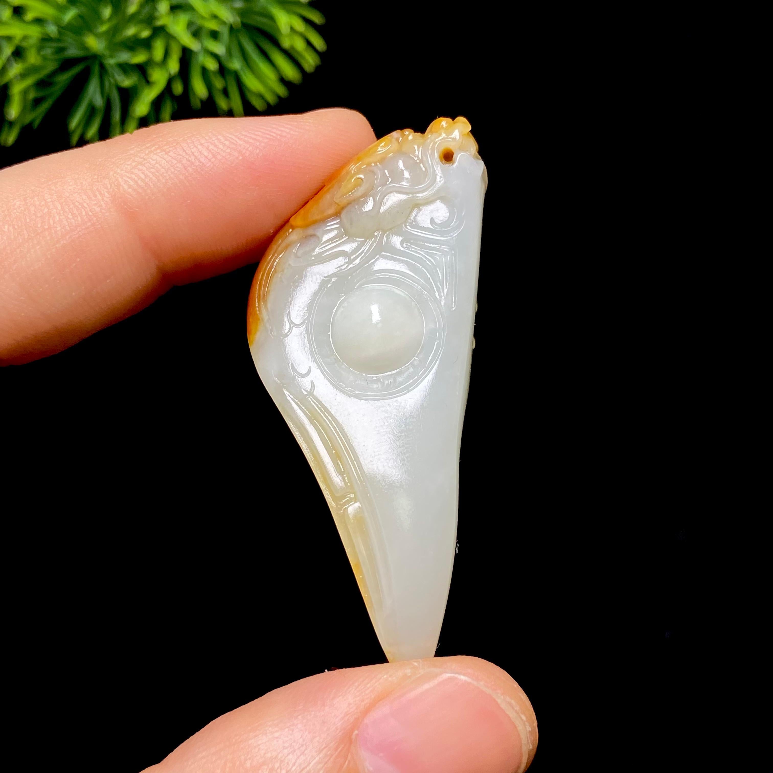 和田玉籽料龙牙（17.5g）