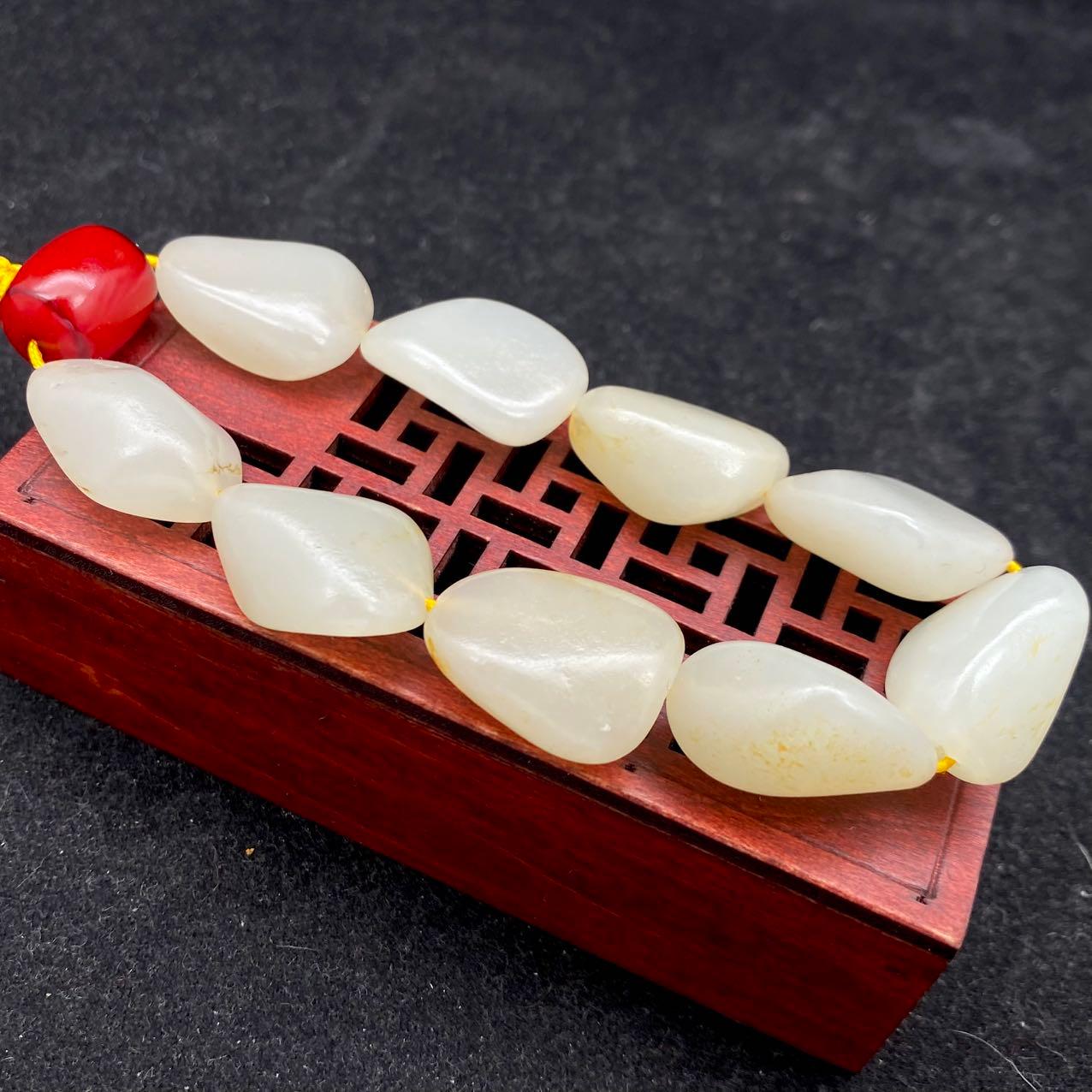 和田玉洒金皮【精品手串】（62.2g）