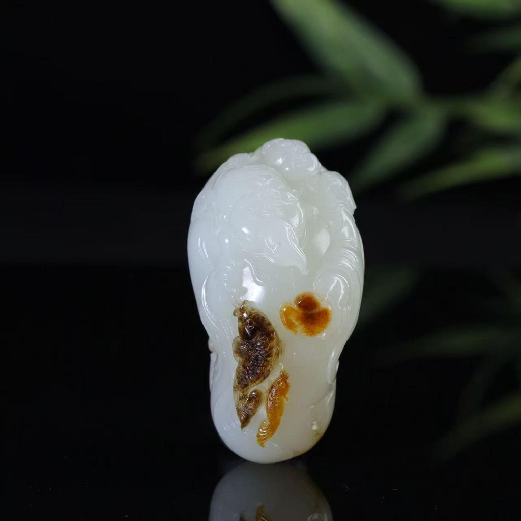 和田玉白玉红皮财神挂坠（65.4g）