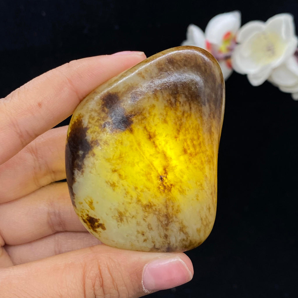 和田玉秋梨皮籽料手把件（122.3g）