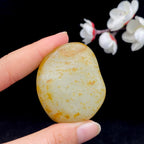 和田玉满洒金皮籽料（55.2g）