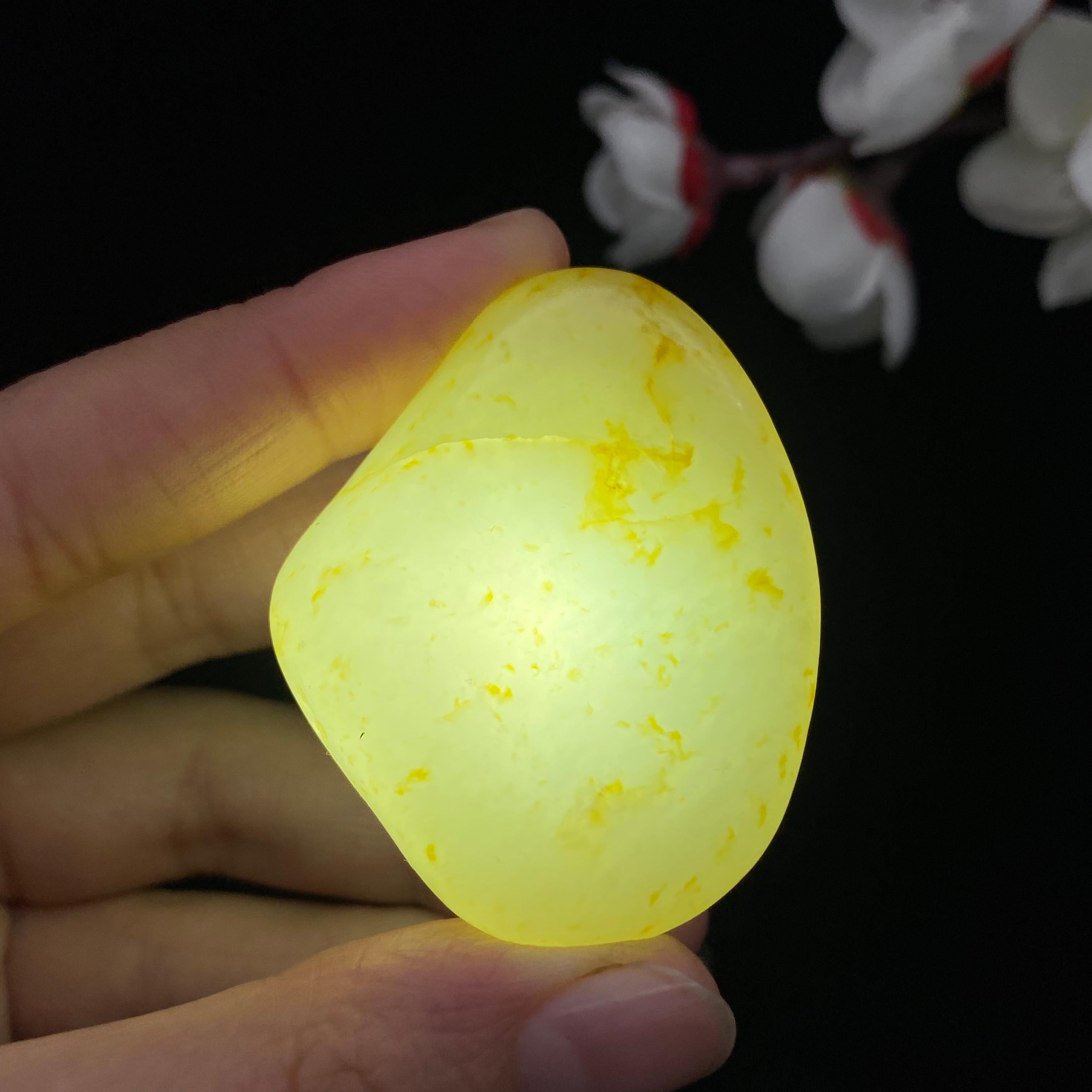 和田玉洒金皮籽料挂件（35.9g）