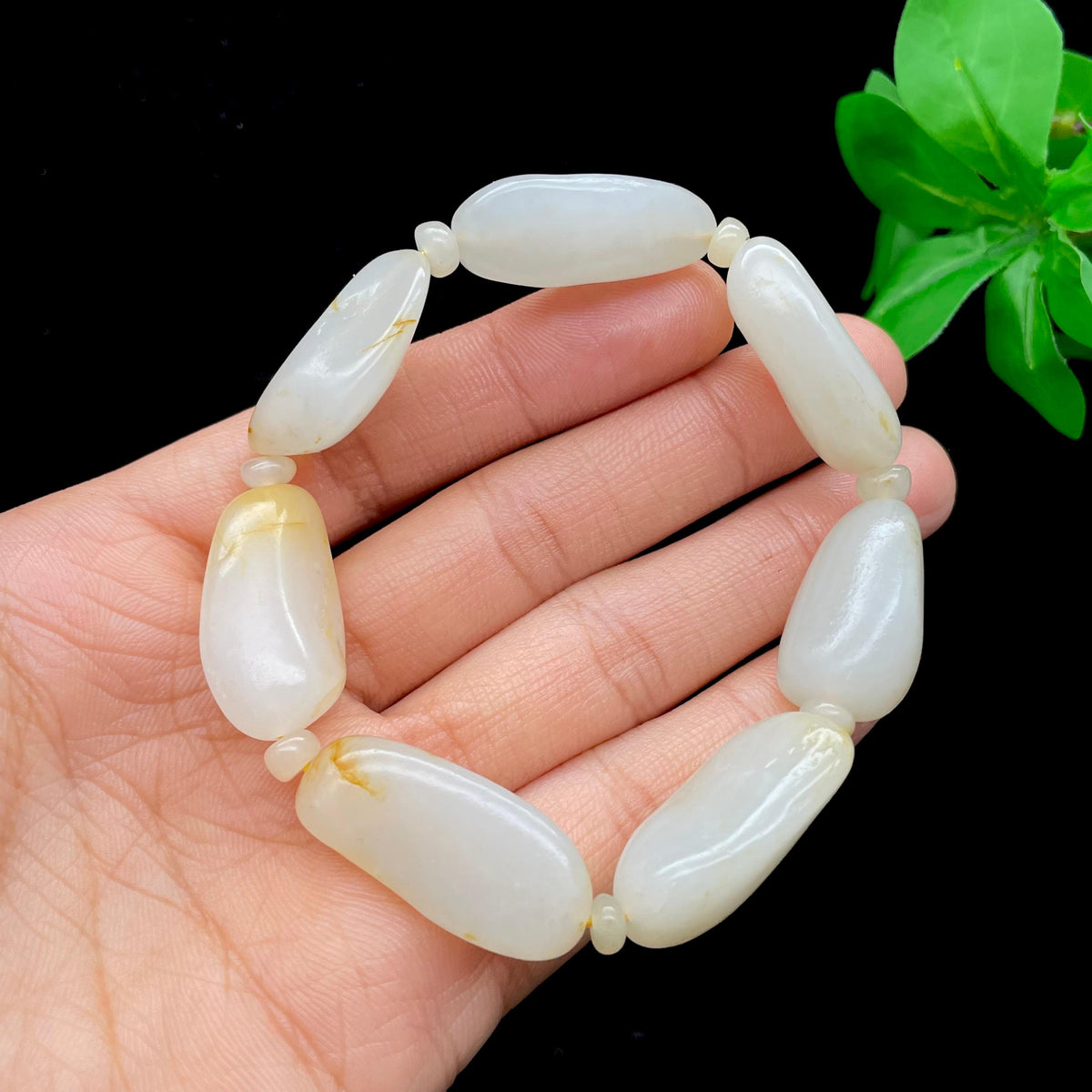 和田玉洒金皮籽料【精品手串】（48.5g）