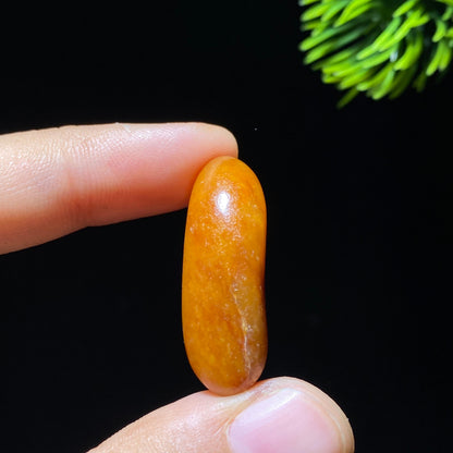 和田玉黄沁籽料原石（7g）