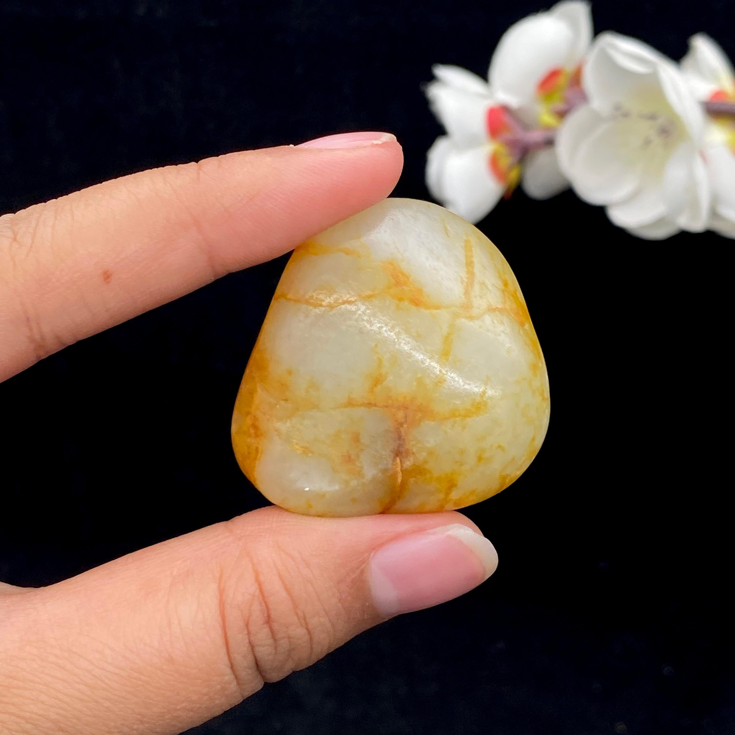 和田玉洒金皮籽料挂件（37.6g）