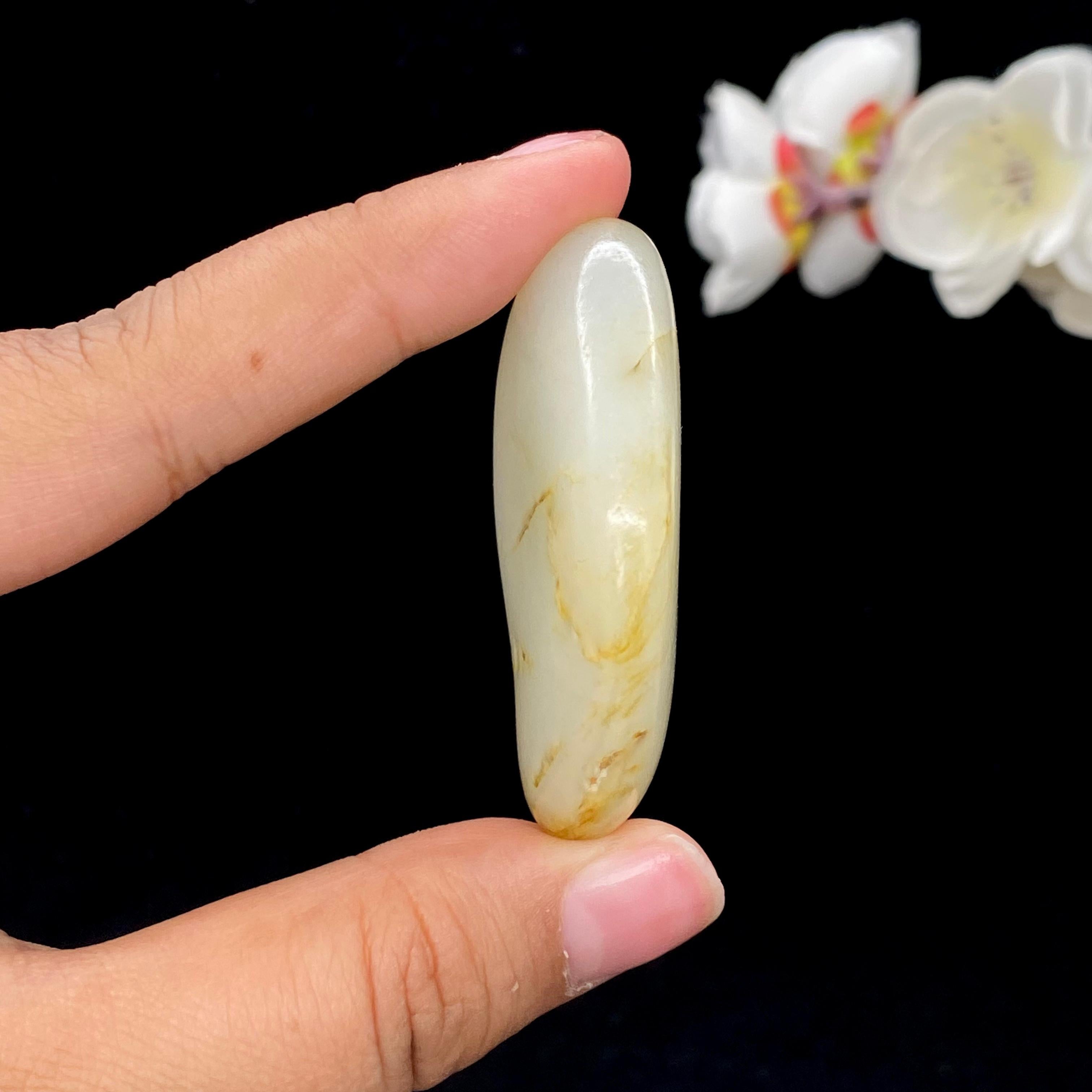 和田玉洒金皮青花底籽料挂件（46.8g）