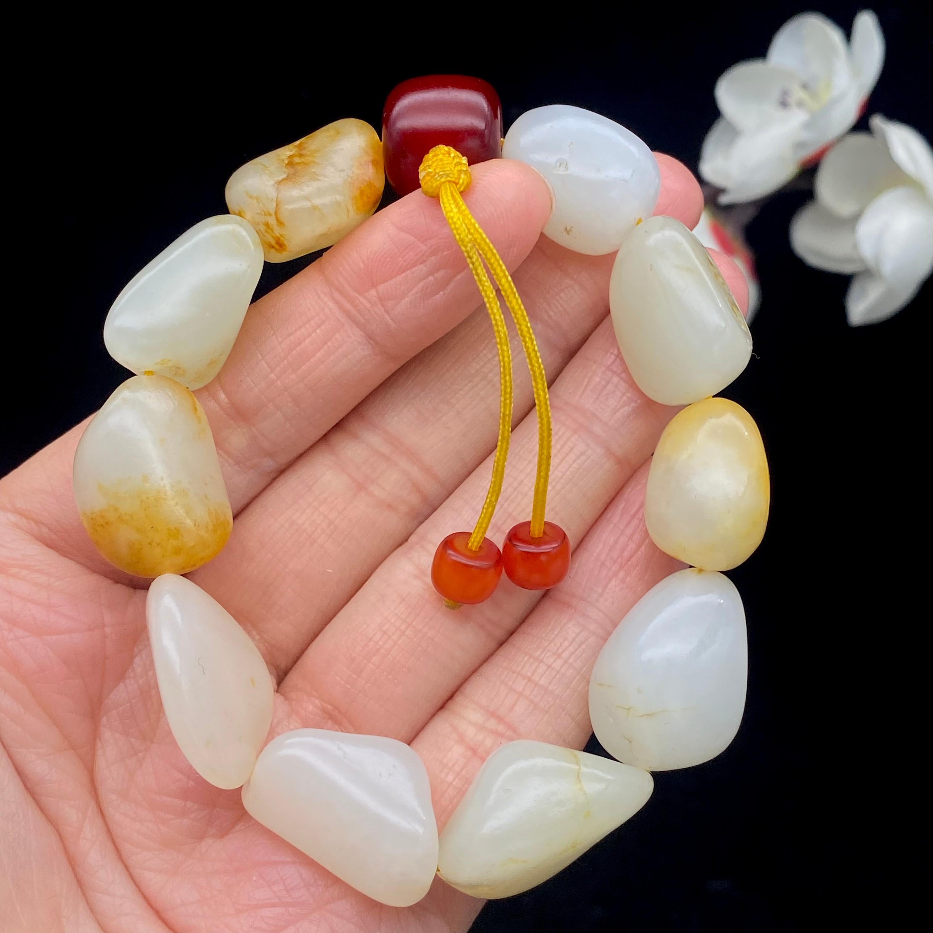 和田玉洒金皮籽料【精品手串】（48.4g）