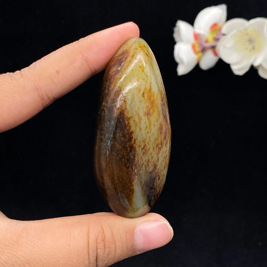 和田玉聚红皮籽料手把件（108.6g）