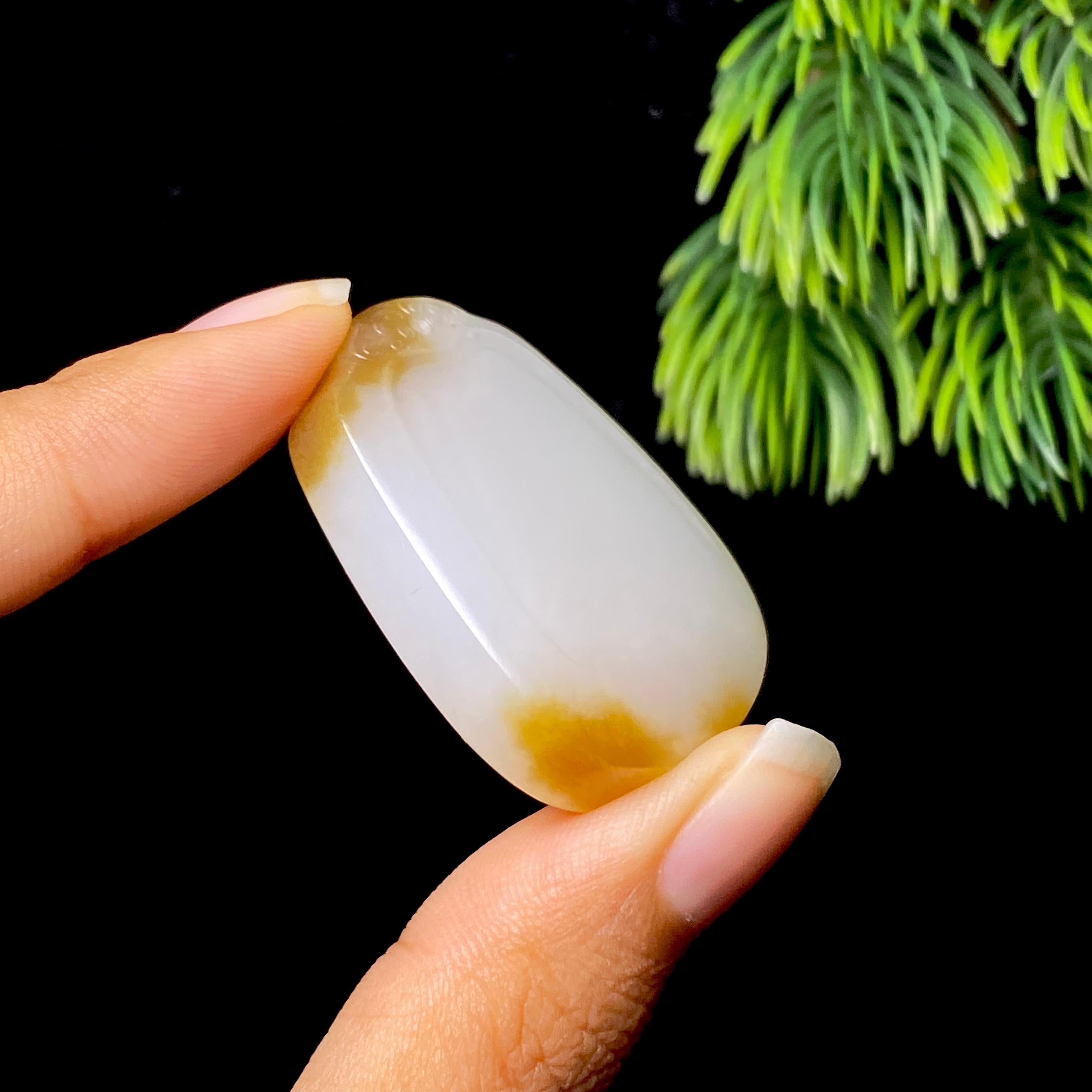 和田玉糖白无事牌（26.2g）