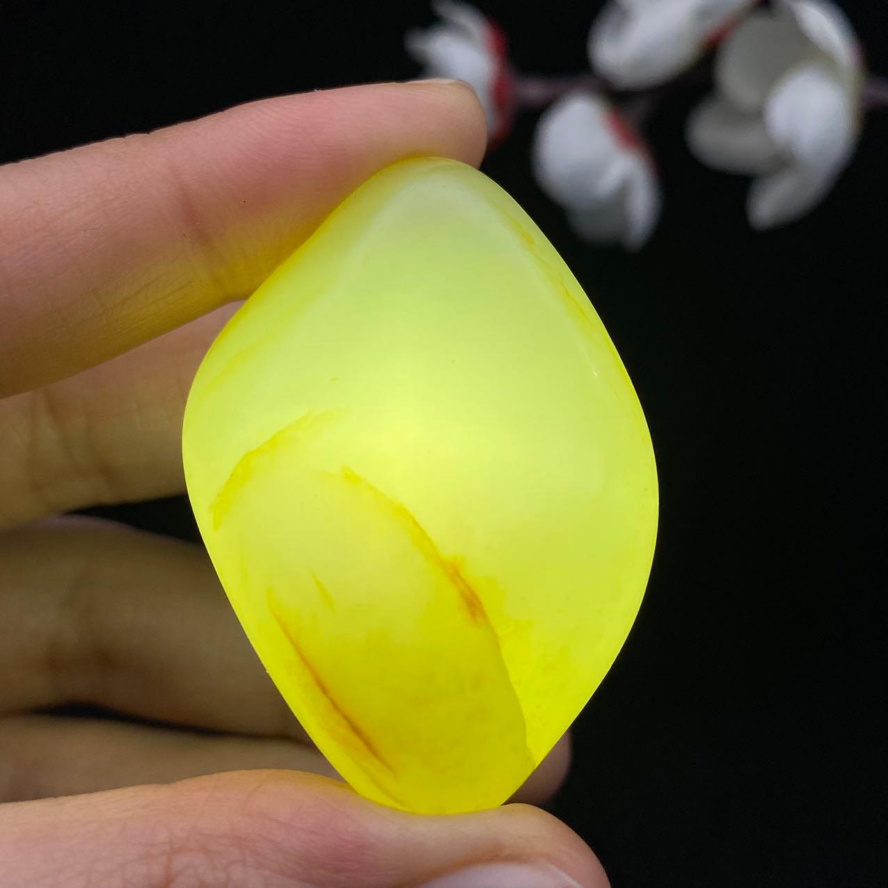 【超值推荐】和田玉洒金皮籽料（34.5g）