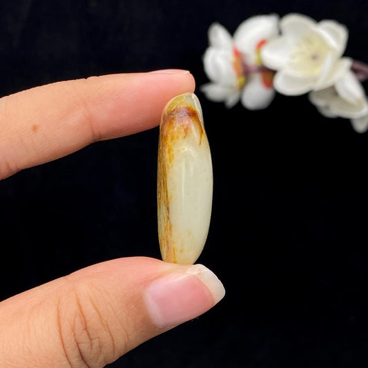 和田玉洒金皮籽料挂件（22.1g）