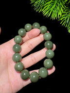 和田玉山料沙枣青圆珠手串（63.6g）