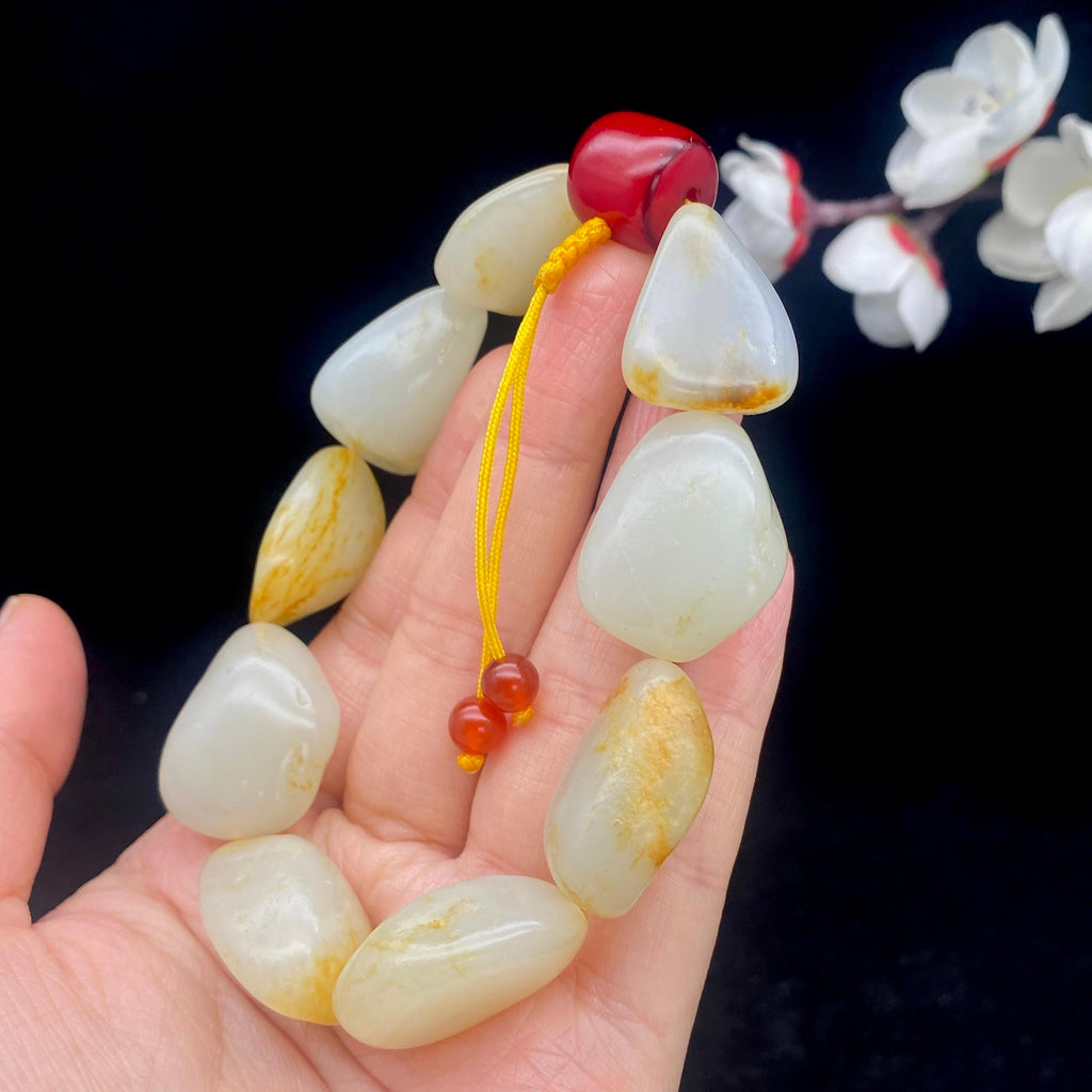 和田玉洒金皮籽料【精品手串】（84.6g）