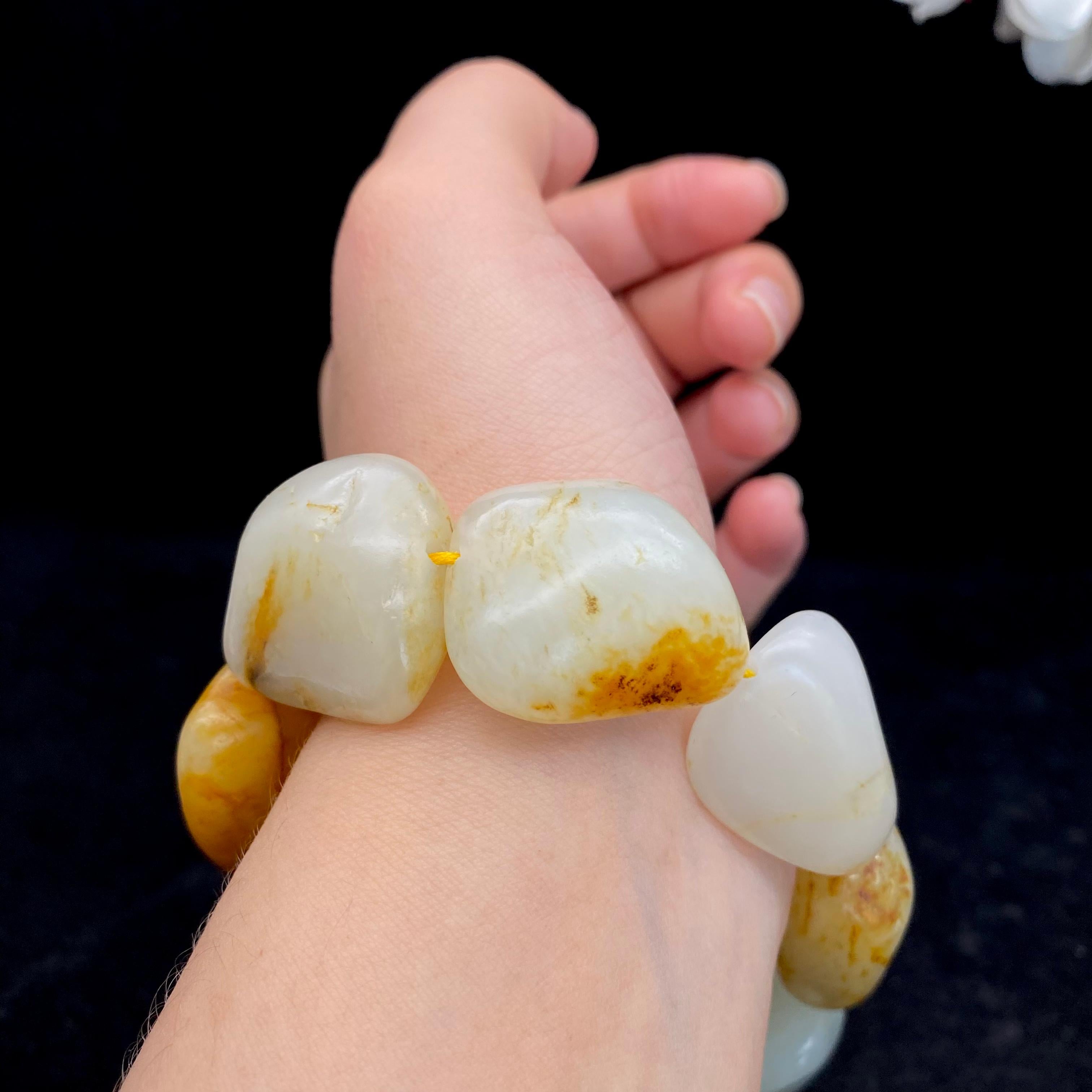 和田玉洒金皮【精品手串】（99g）