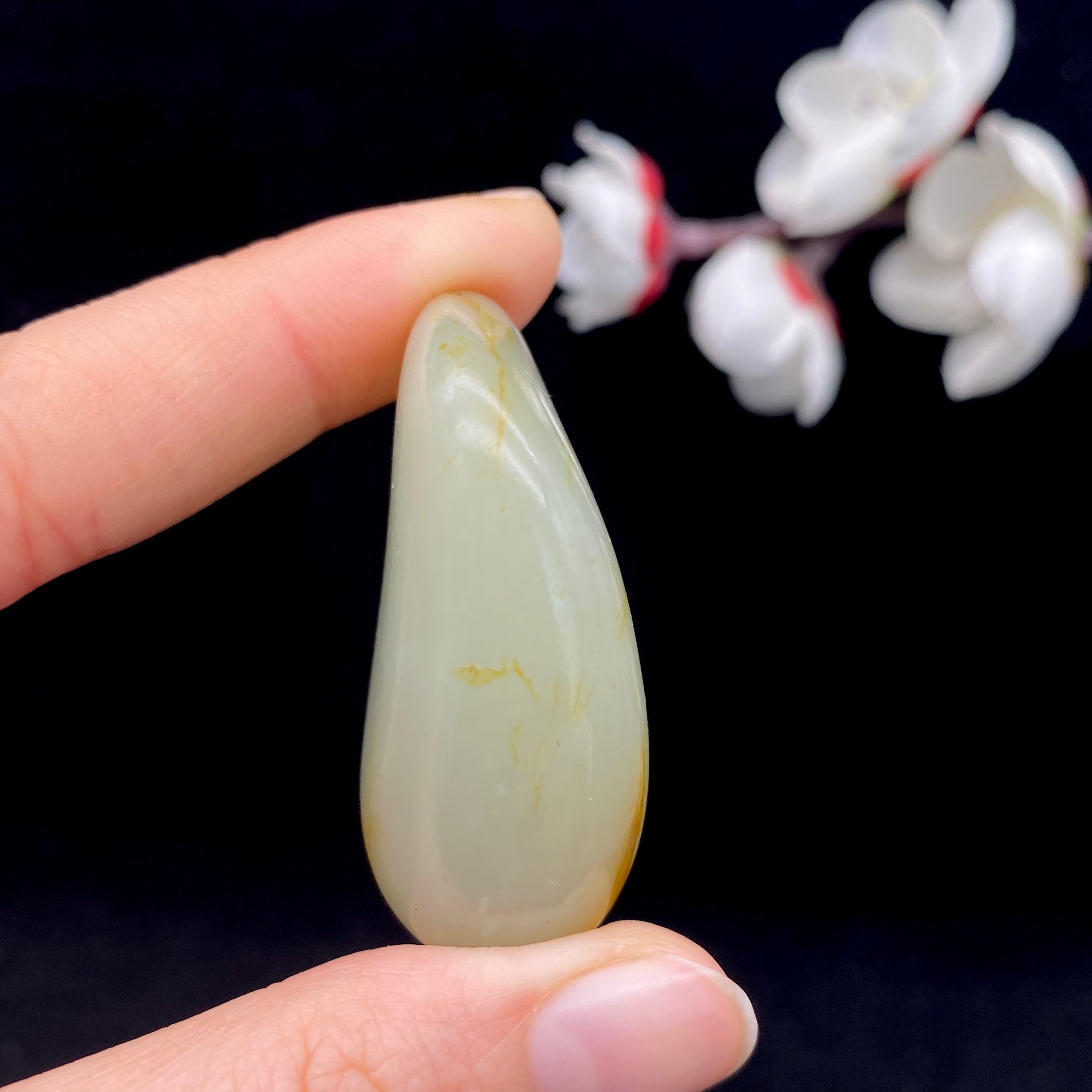 【超值推荐】和田玉洒金皮籽料（34.5g）