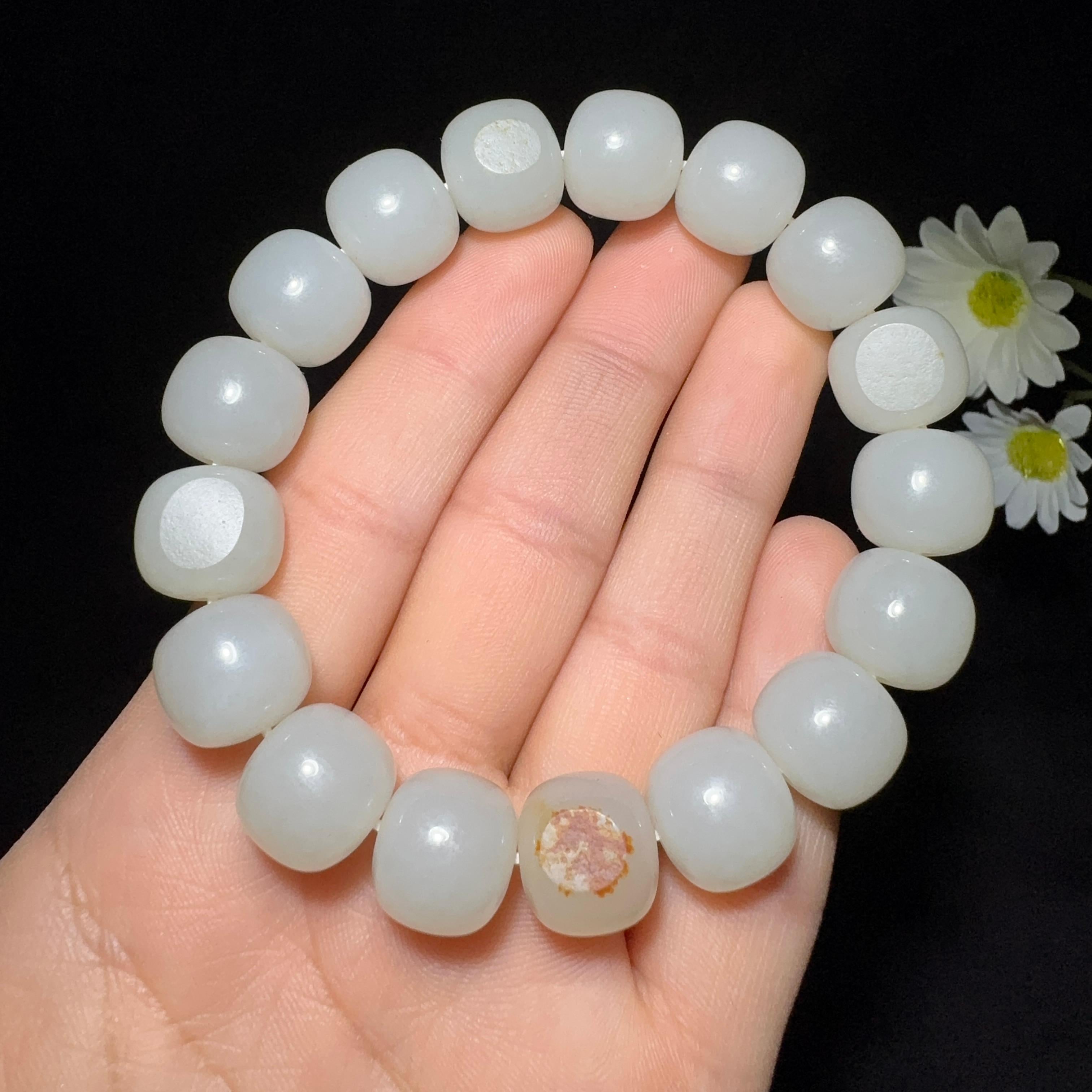 和田玉籽料老型珠手串（60.4g）