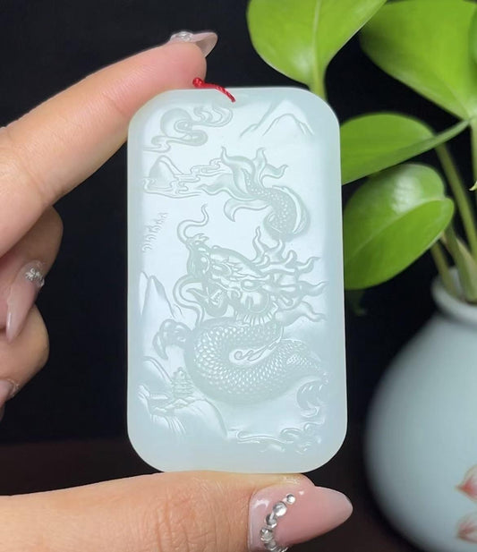和田羊脂玉龙牌（70.14g）