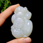 和田玉籽料小猪把件（155.2g）