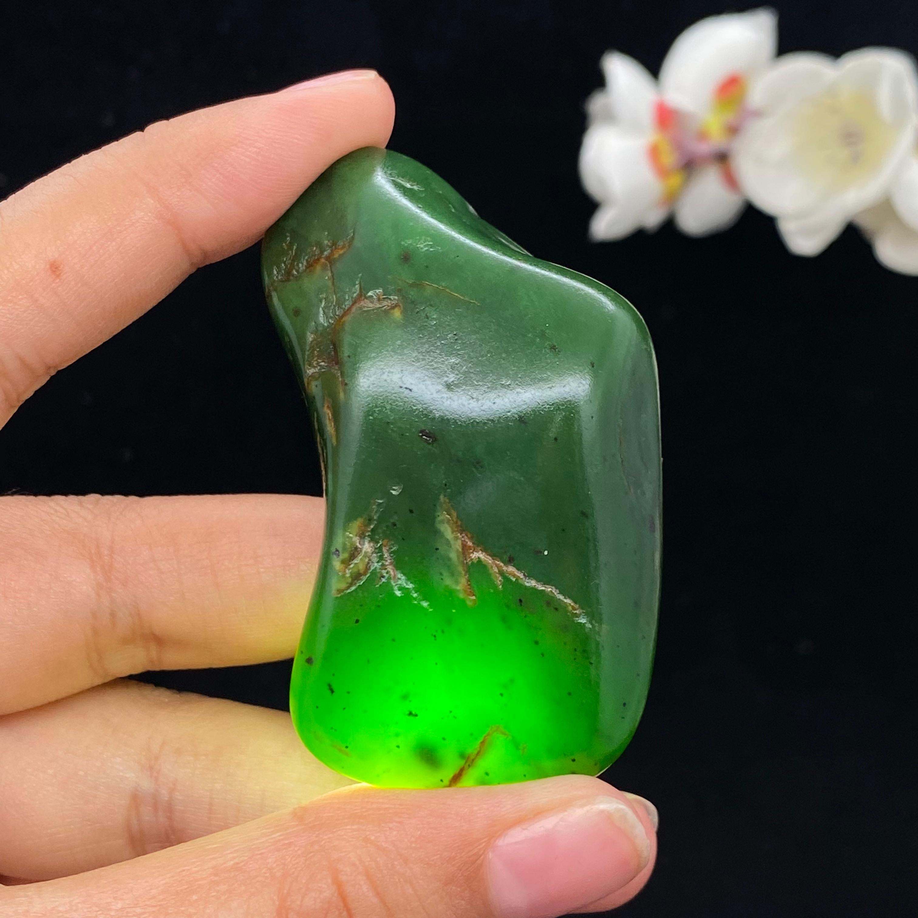 和田玉碧玉籽料手把件（71.4g）
