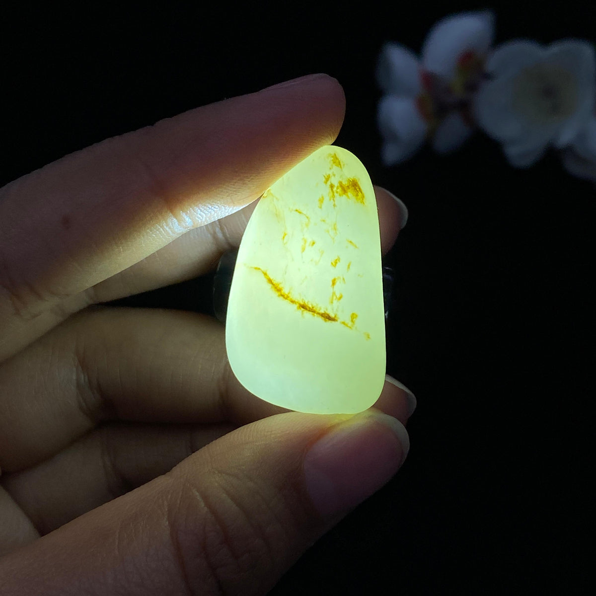 和田玉秋梨皮籽料（15.7g）