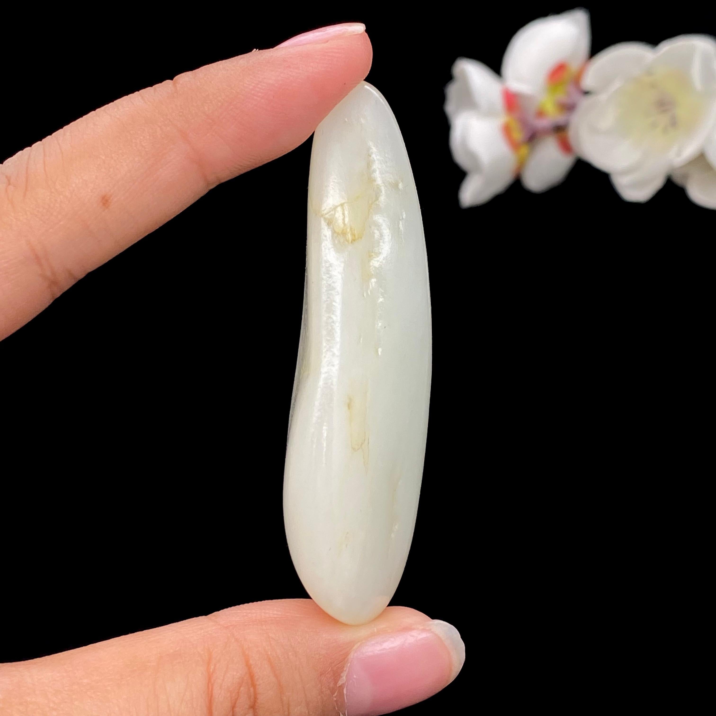 和田玉白玉籽料大挂件（36.6g）