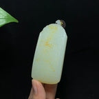 收藏级和田玉洒金皮籽料无事牌挂件（87.2g）