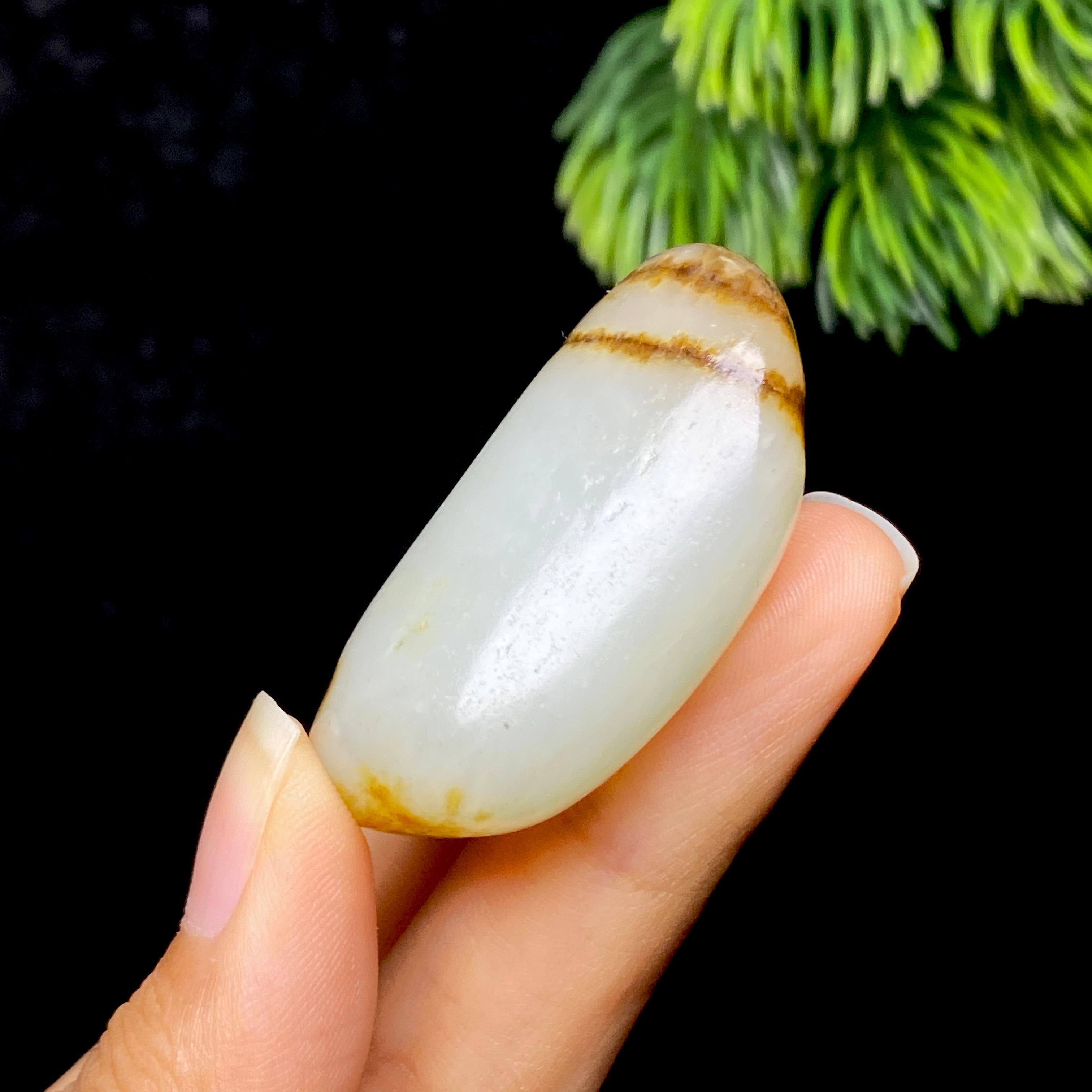和田玉秋梨皮籽料（33.69g）