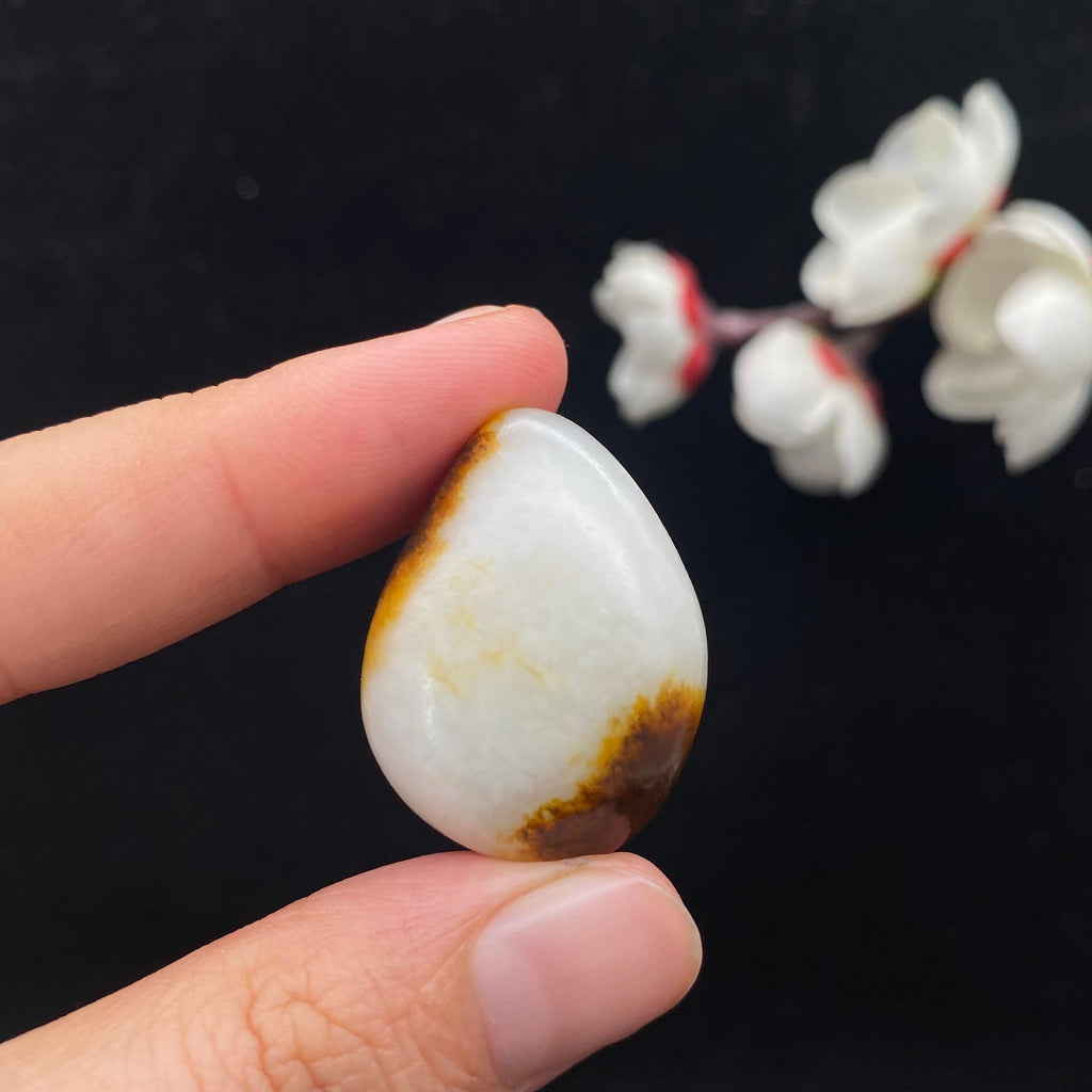 和田玉聚黄皮籽料吊坠籽（14.7g）