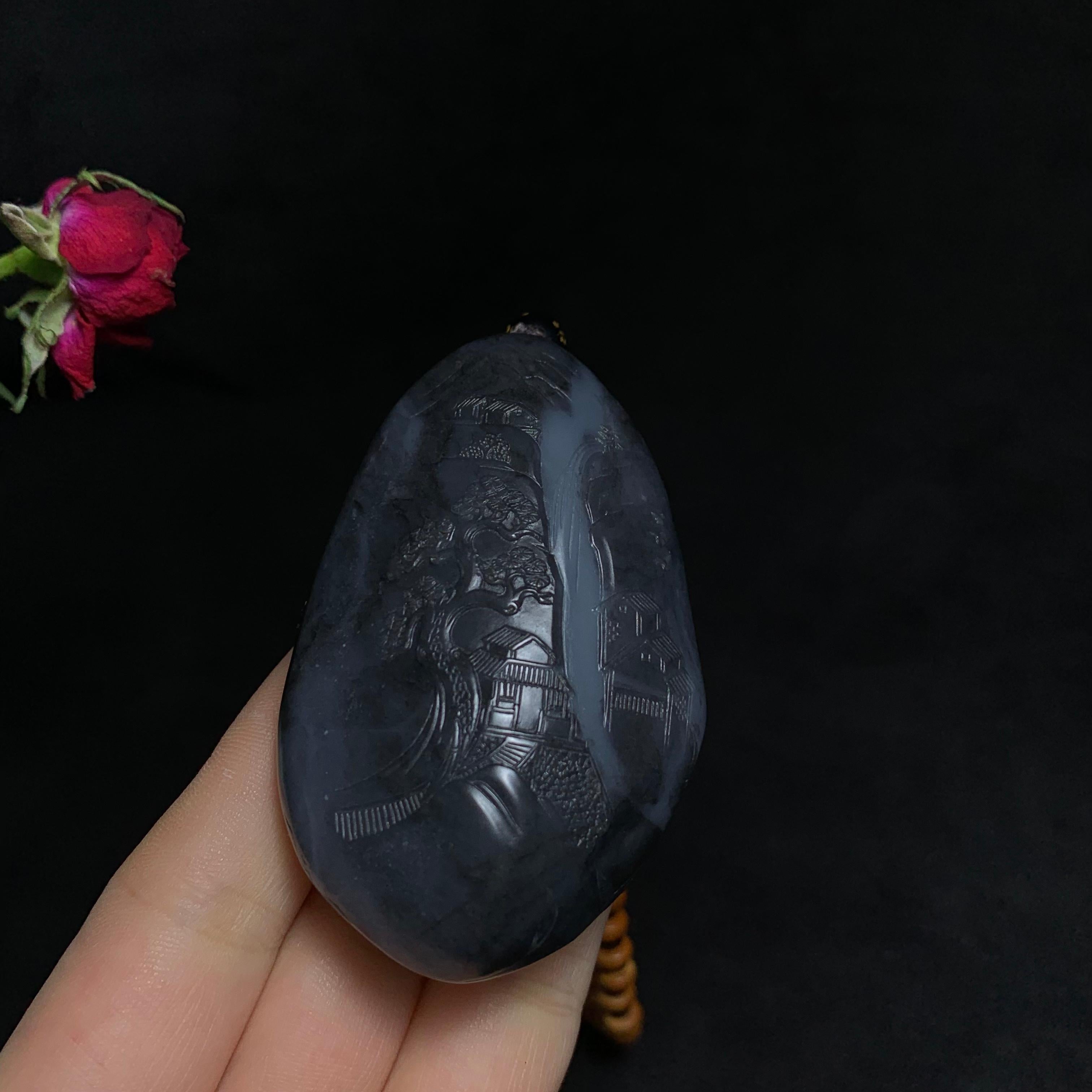 精品和田籽料青花山水手把件（113.4g）