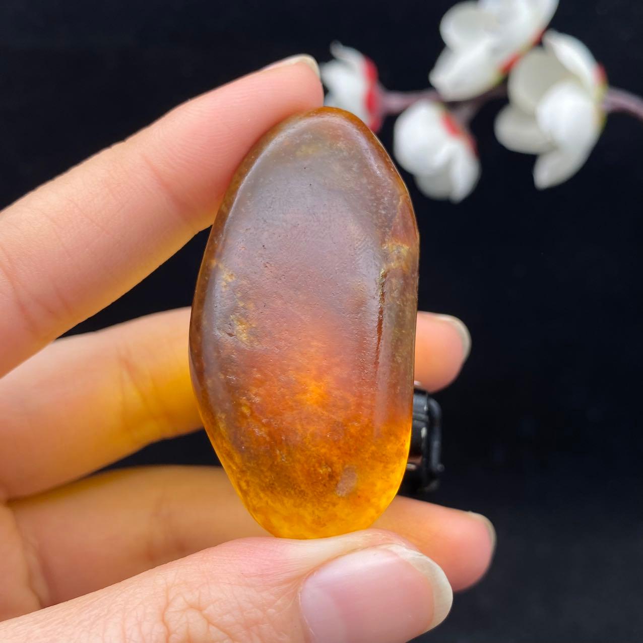 和田玉聚红皮籽料（30.9g）