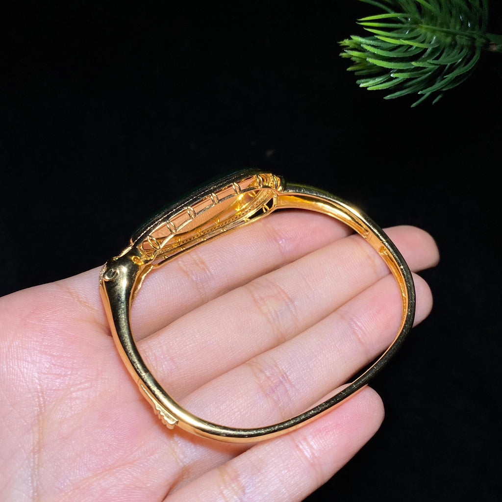 和田玉18k金碧玉荧光钻石手镯（18.4g）