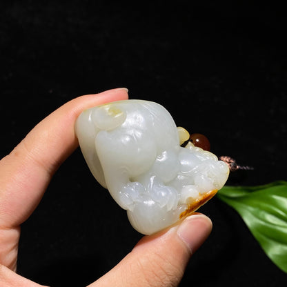 和田玉籽料貔貅把件（76.8g）