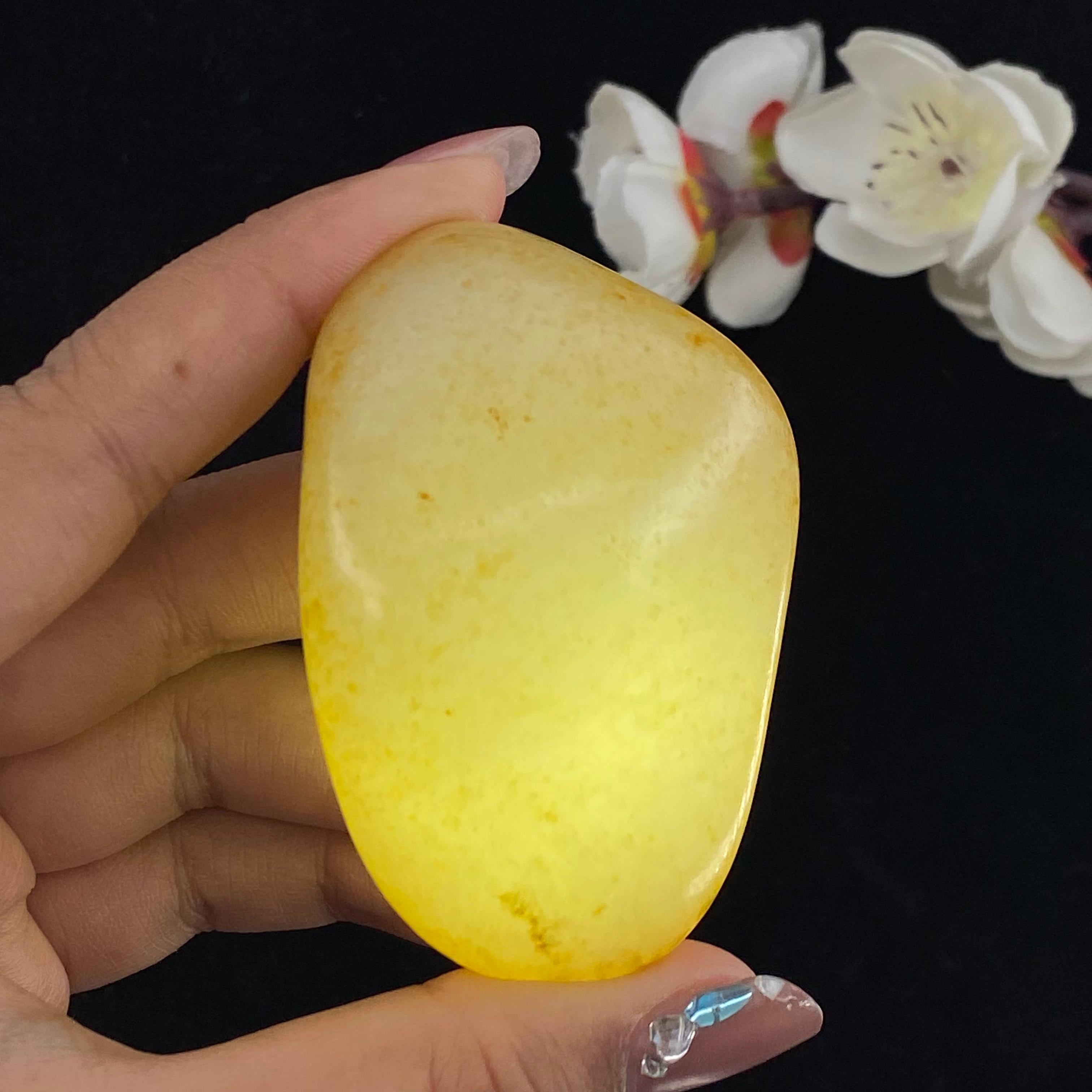 和田玉洒金皮籽料手把件（106.1g）