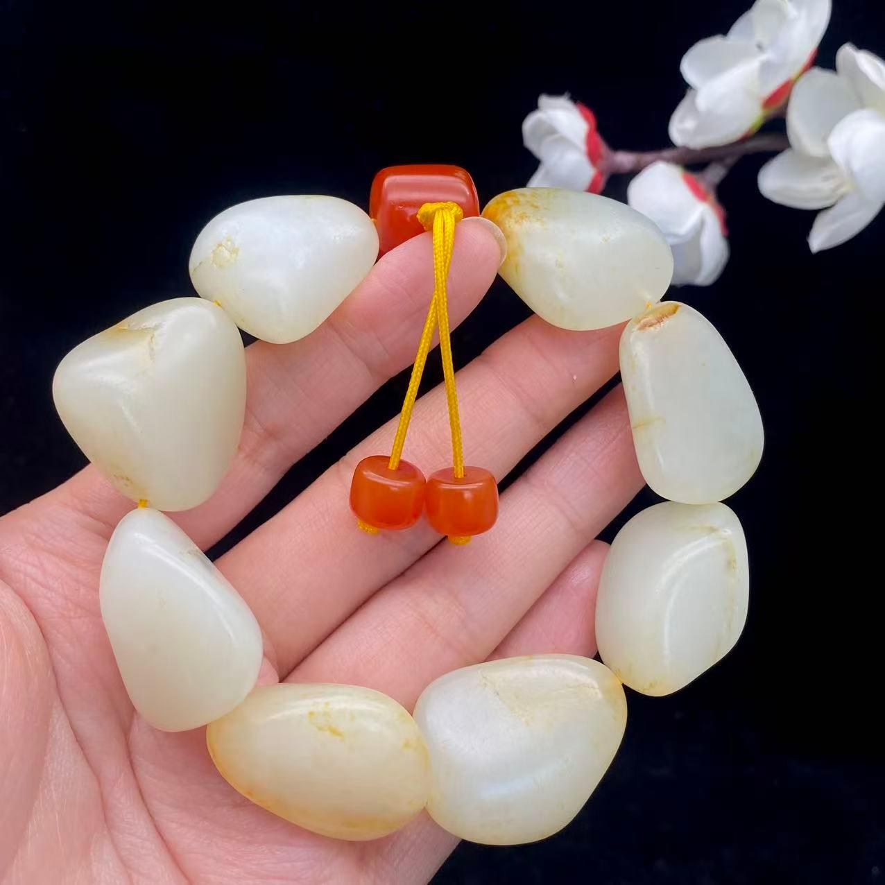 和田玉洒金皮【精品手串】（103.9g）