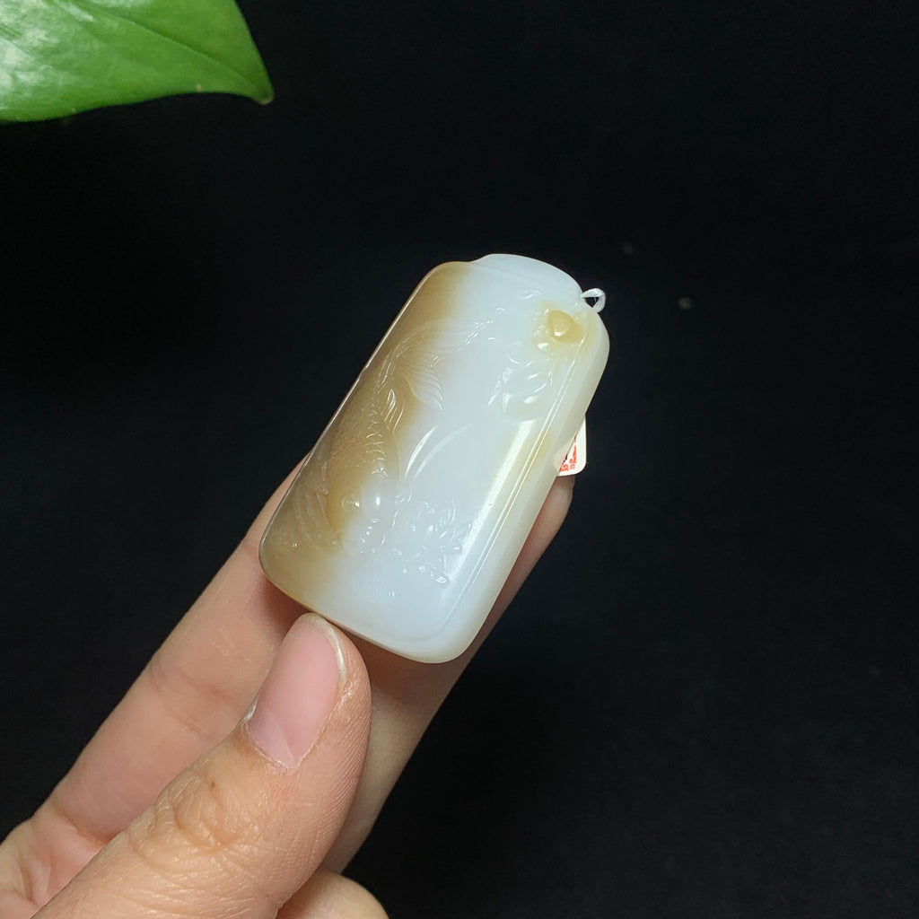 高品质新疆且末羊脂糖白玉连年有余（29.8g）