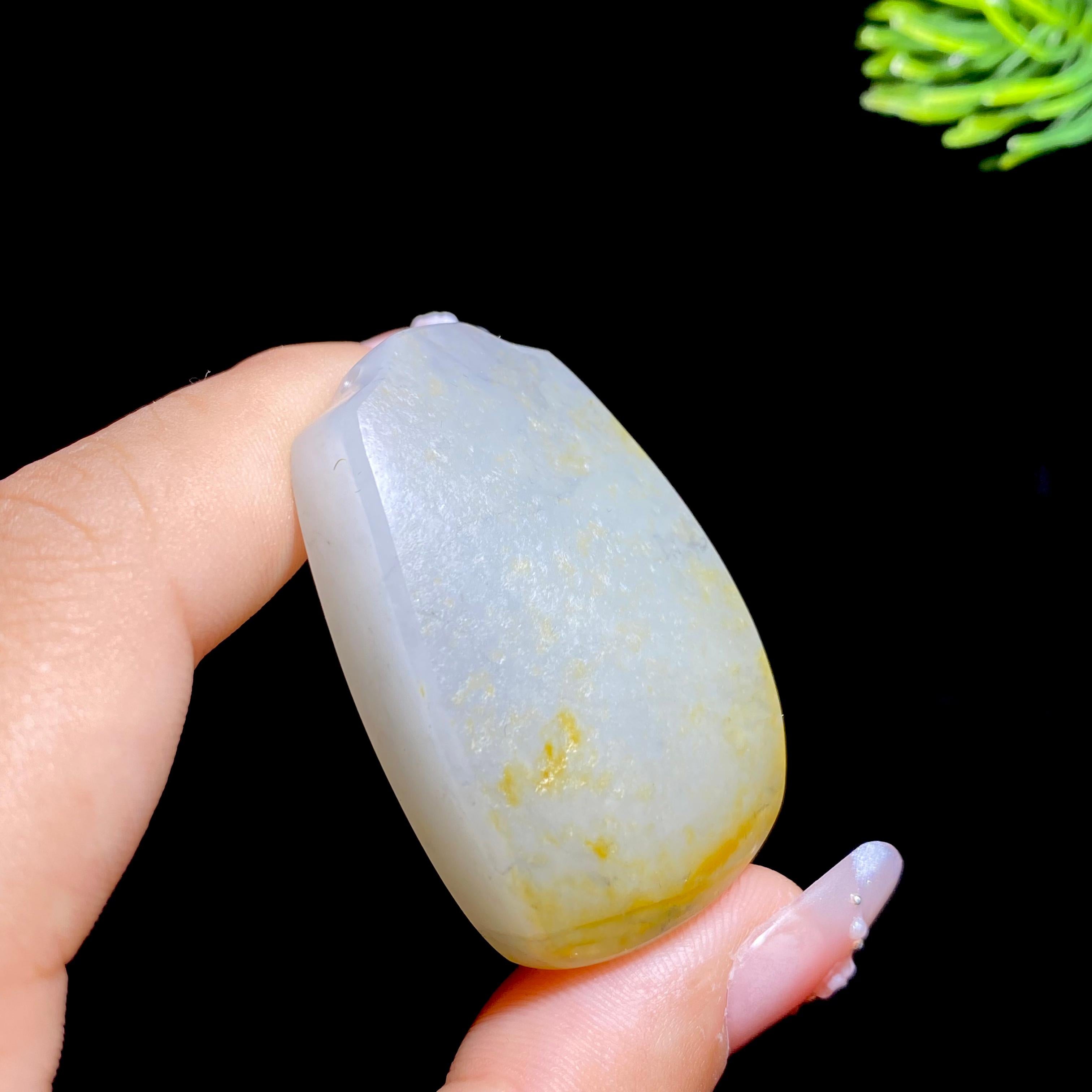 和田玉籽料无事牌（36.9g）